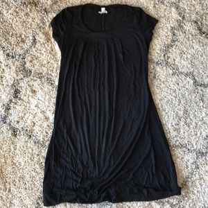 black maternity dress